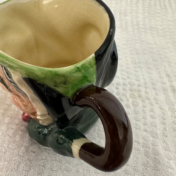 Royal Doulton, vintage 1940’s - 1950’s, miniature porcelain Toby Jug - Picture 6 of 8